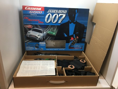 Carrera james bond 007 die - james,